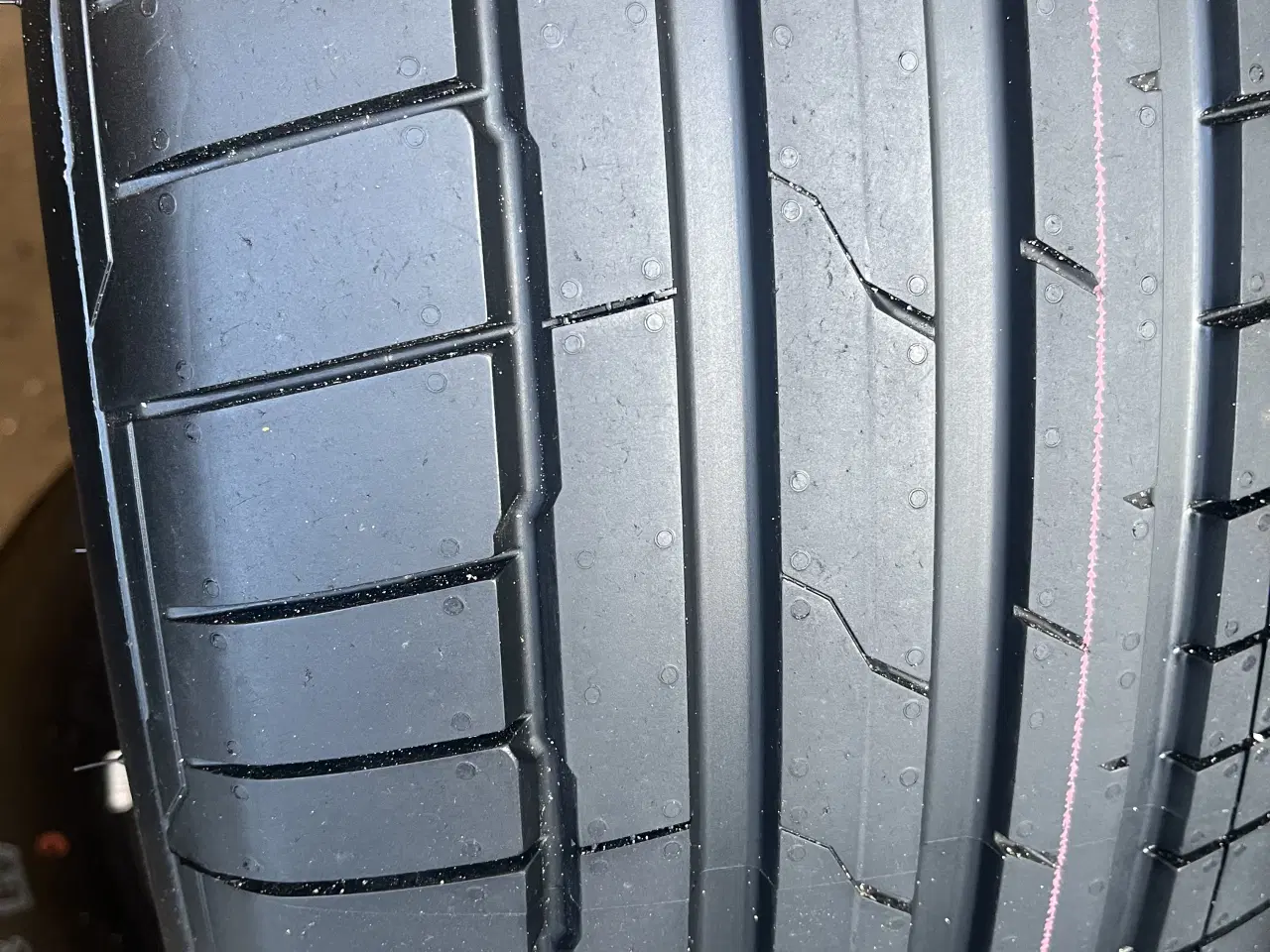 Billede 4 - Nye 235-55-19/255-50-19 Sommerdæk Hankook.