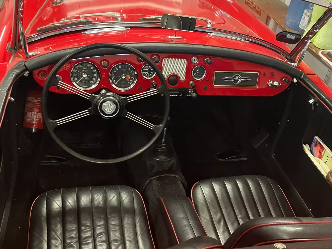 Billede 4 - MGA 1959 'Lady in Red'