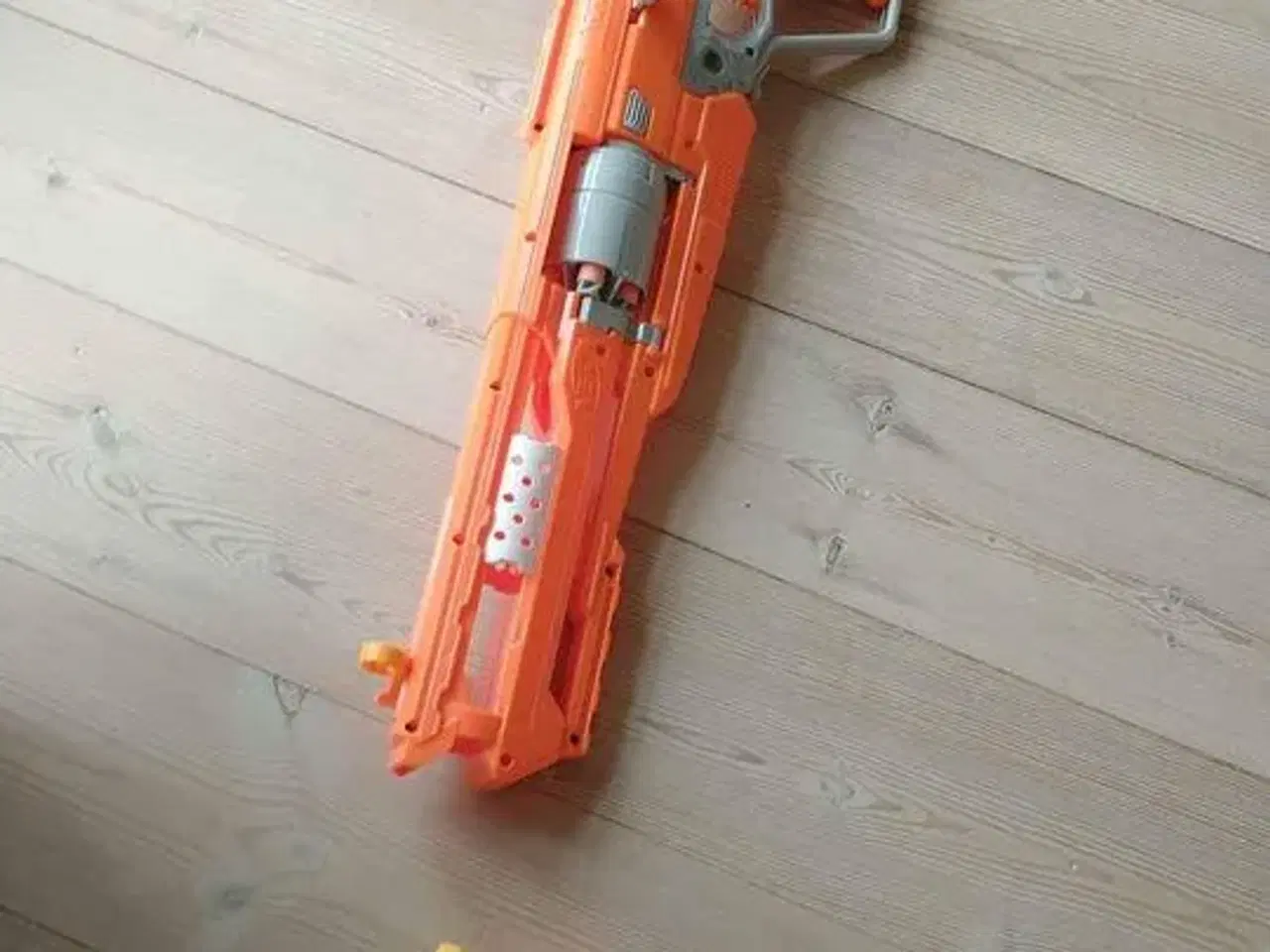 Billede 2 - NERF Accu Strike gevær og mini pistol