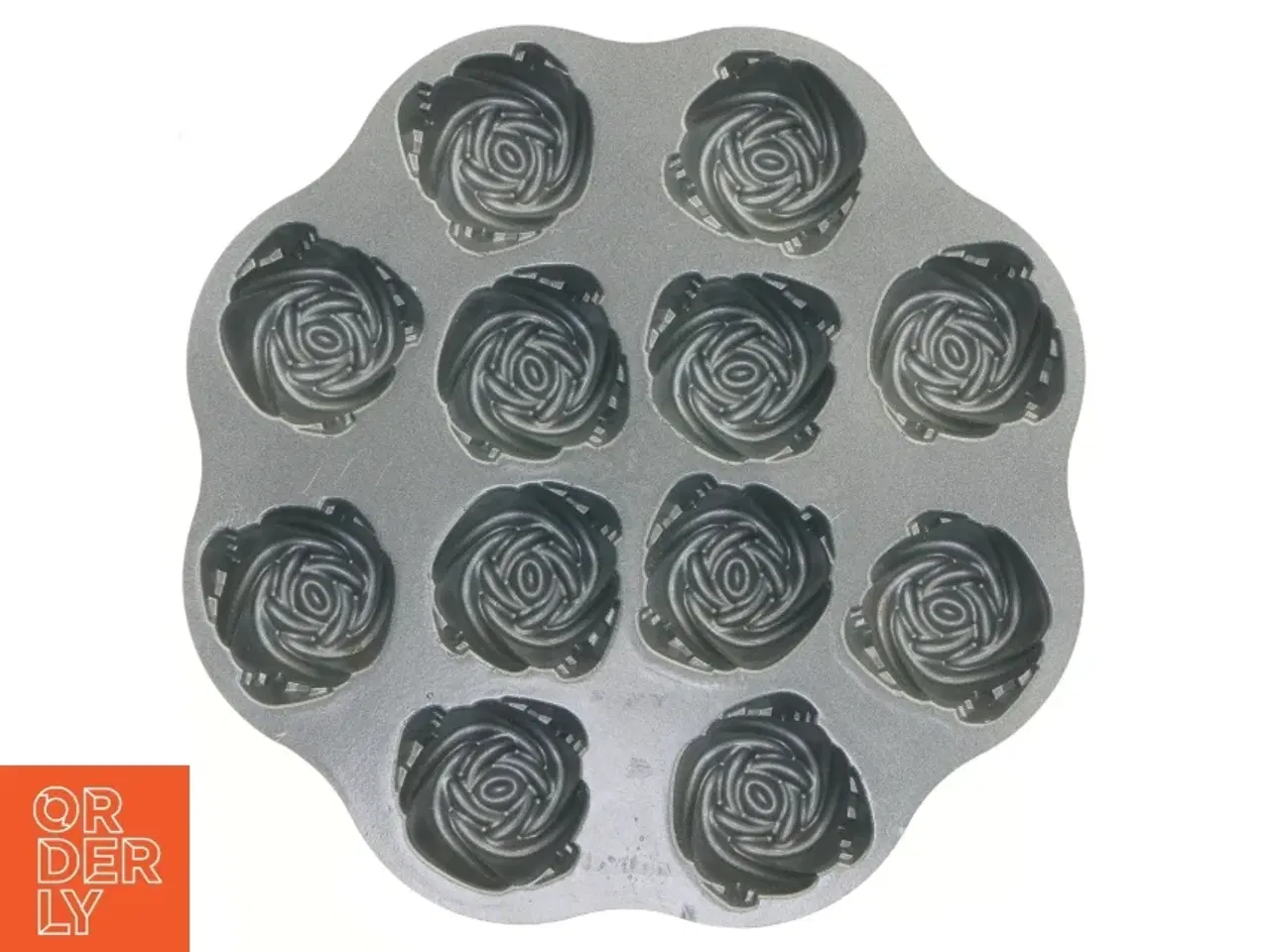 Billede 1 - Nordic Ware Bageform Sweetheart Roses fra Nordic Ware (str. 31 x 5 cm)