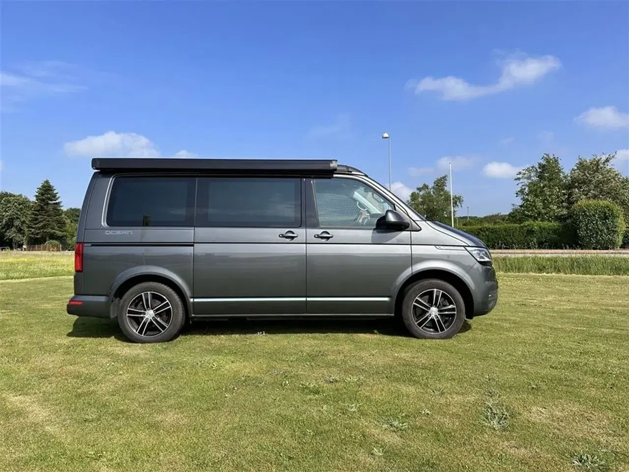 Billede 3 - 2021 - VW California Ocean   Velholdt Autocamper  Kørt 115,700 Km.