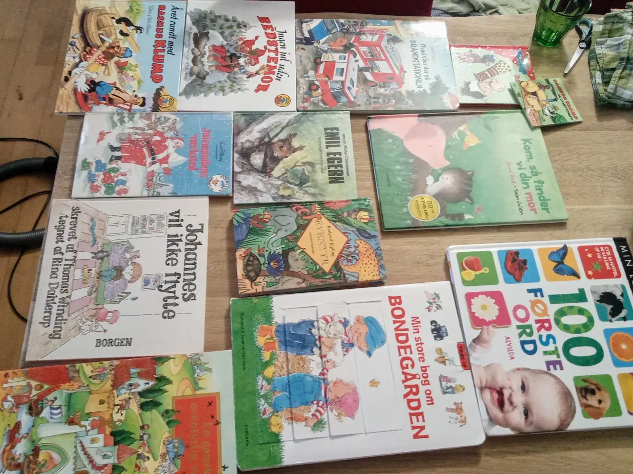 Billede 1 - 8 Børnebøger, lærebøger, disney og andrt