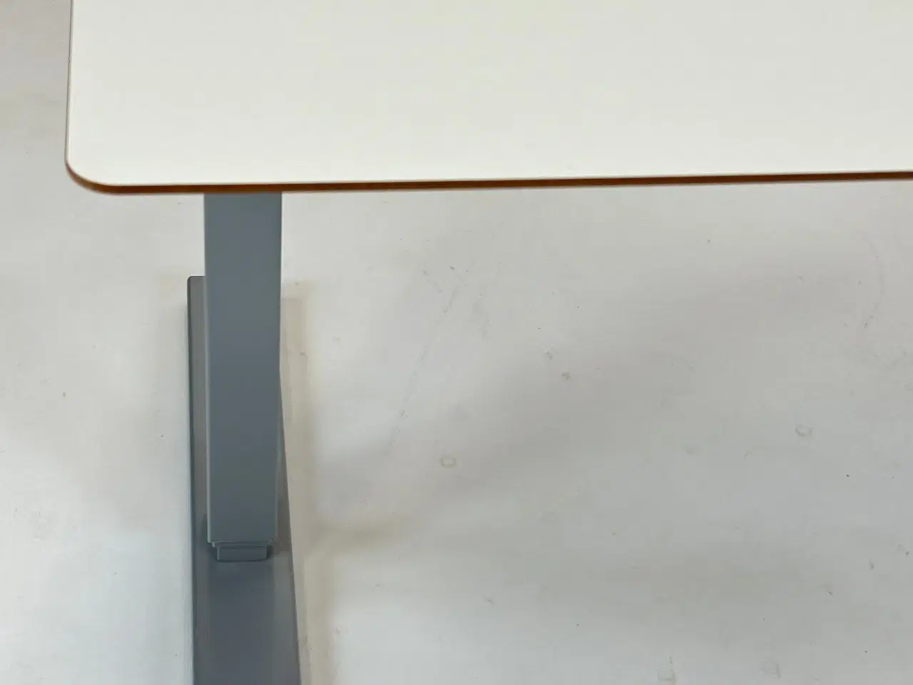 Billede 3 - Hæve-/sænkebord fra Scan Office