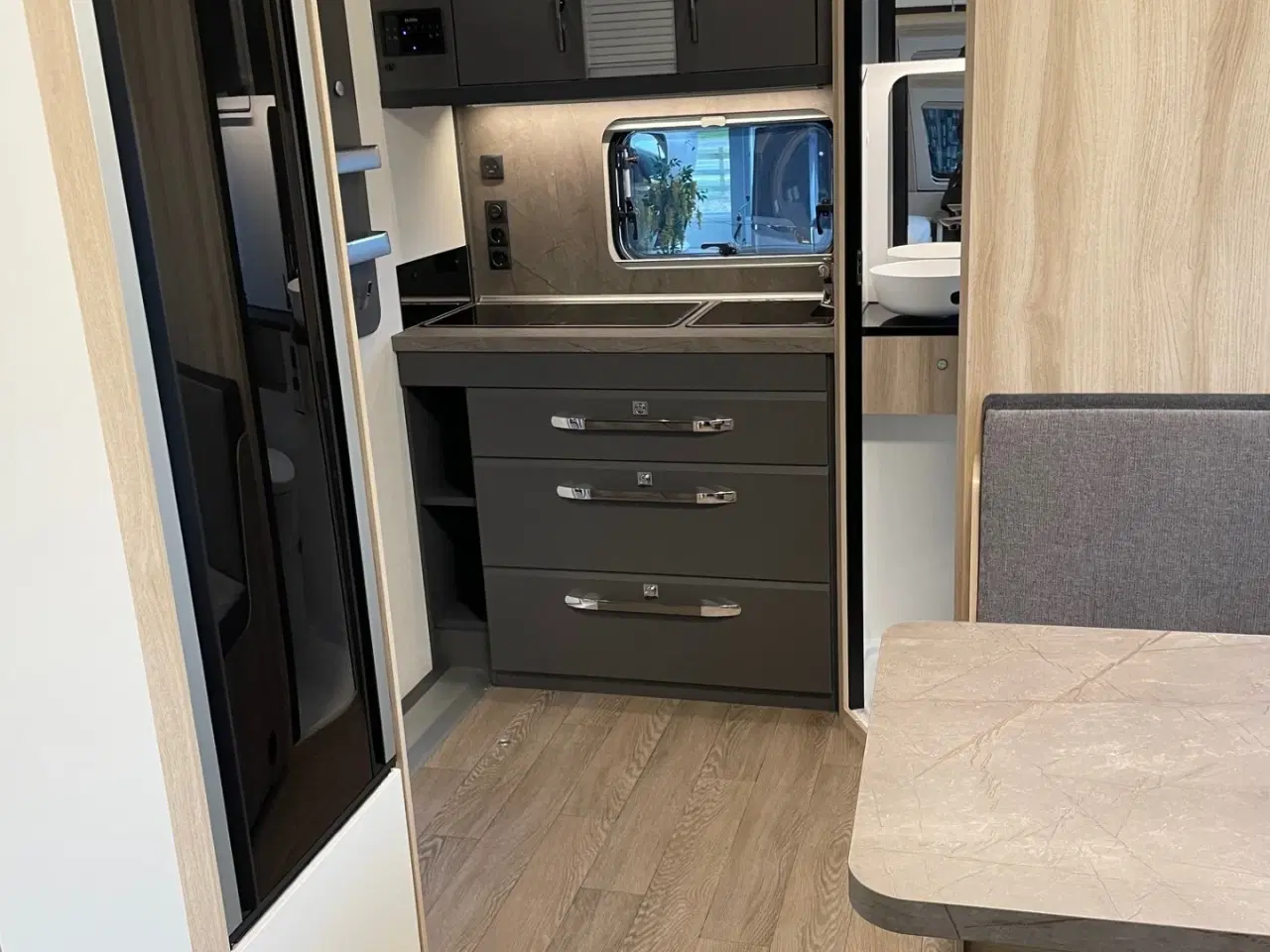 Billede 2 - Campingvogn - Hobby de luxe 460 SL 2026 