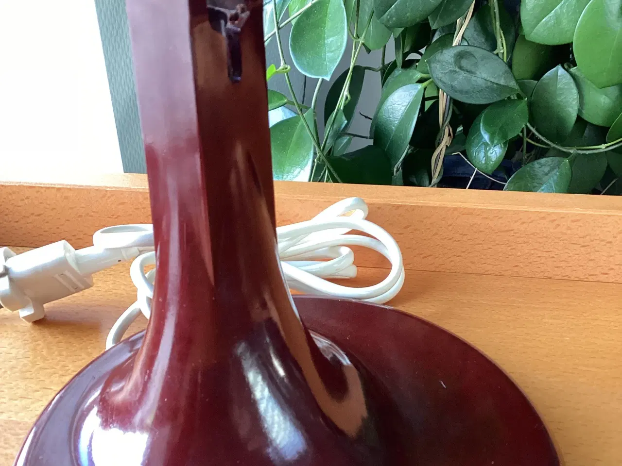 Billede 12 - Flot bakelit bordlampe 