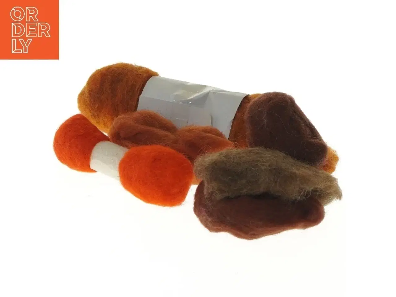 Billede 2 - Filt uld sæt (str. 23 cm)