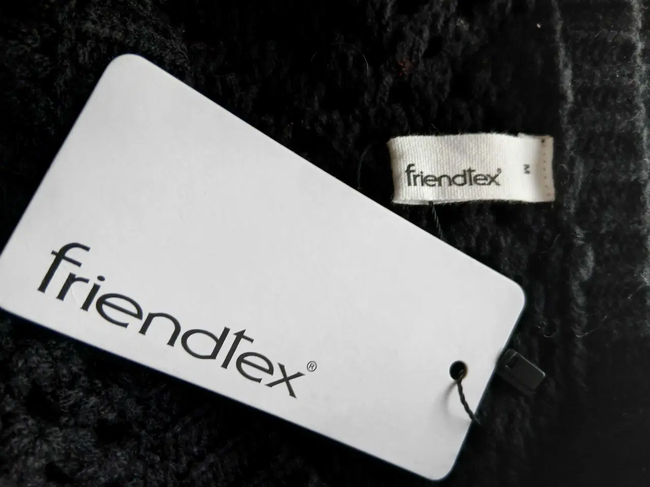 Billede 8 - Sweater. Friendtex. Medium/38