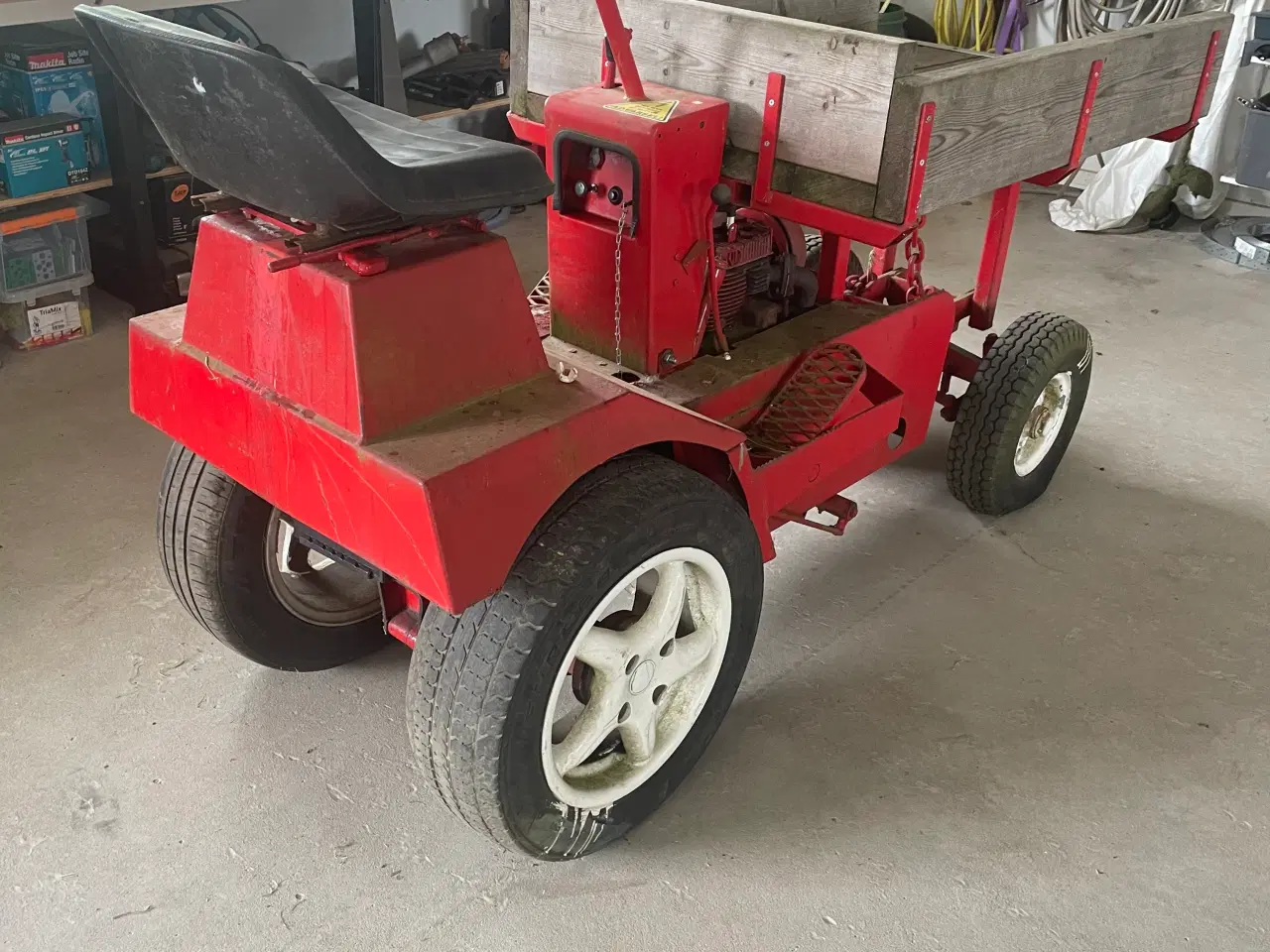 Billede 3 - Kirkegårds traktor 