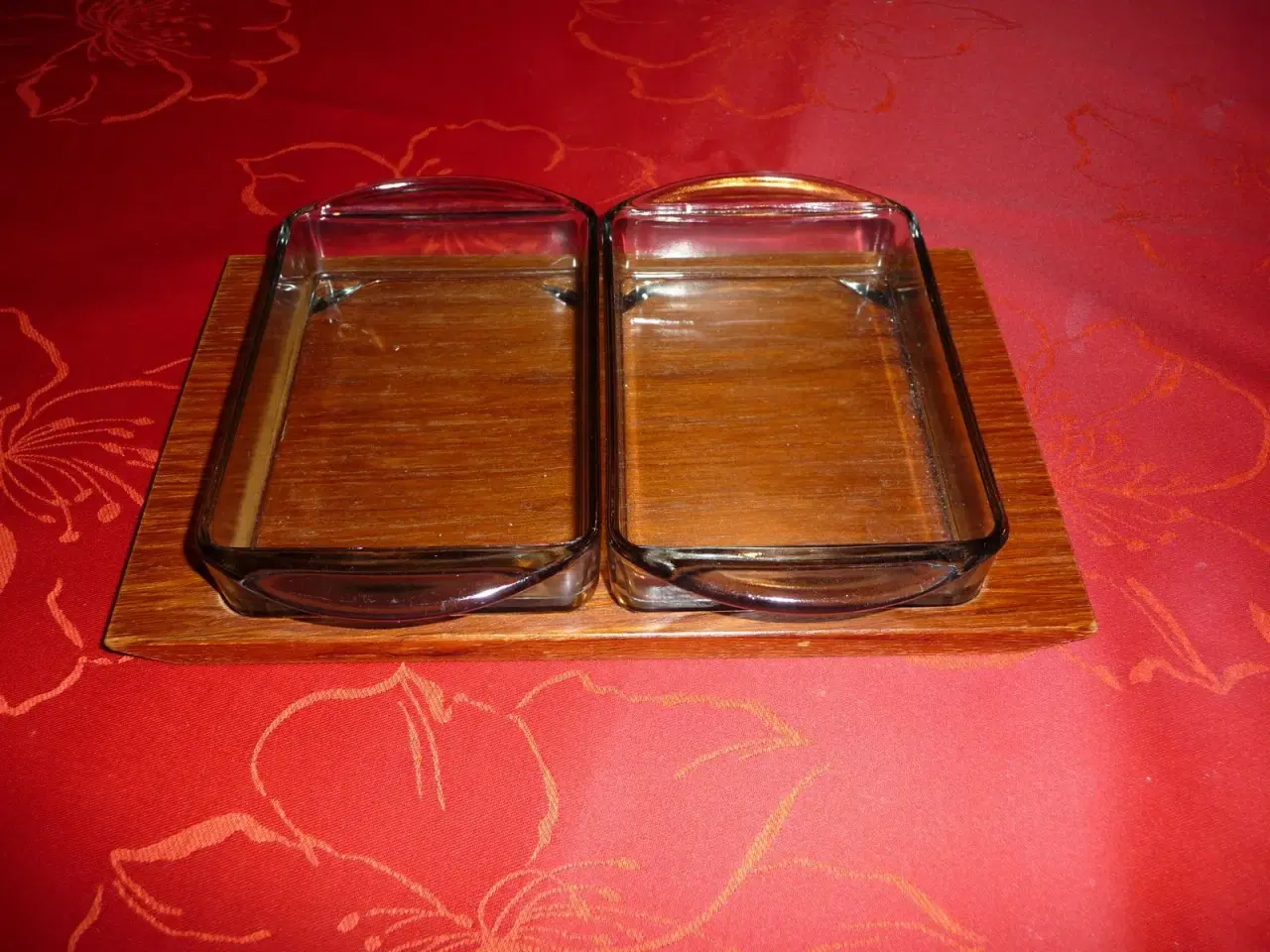 Billede 1 - træ fad med 2 glas skåle