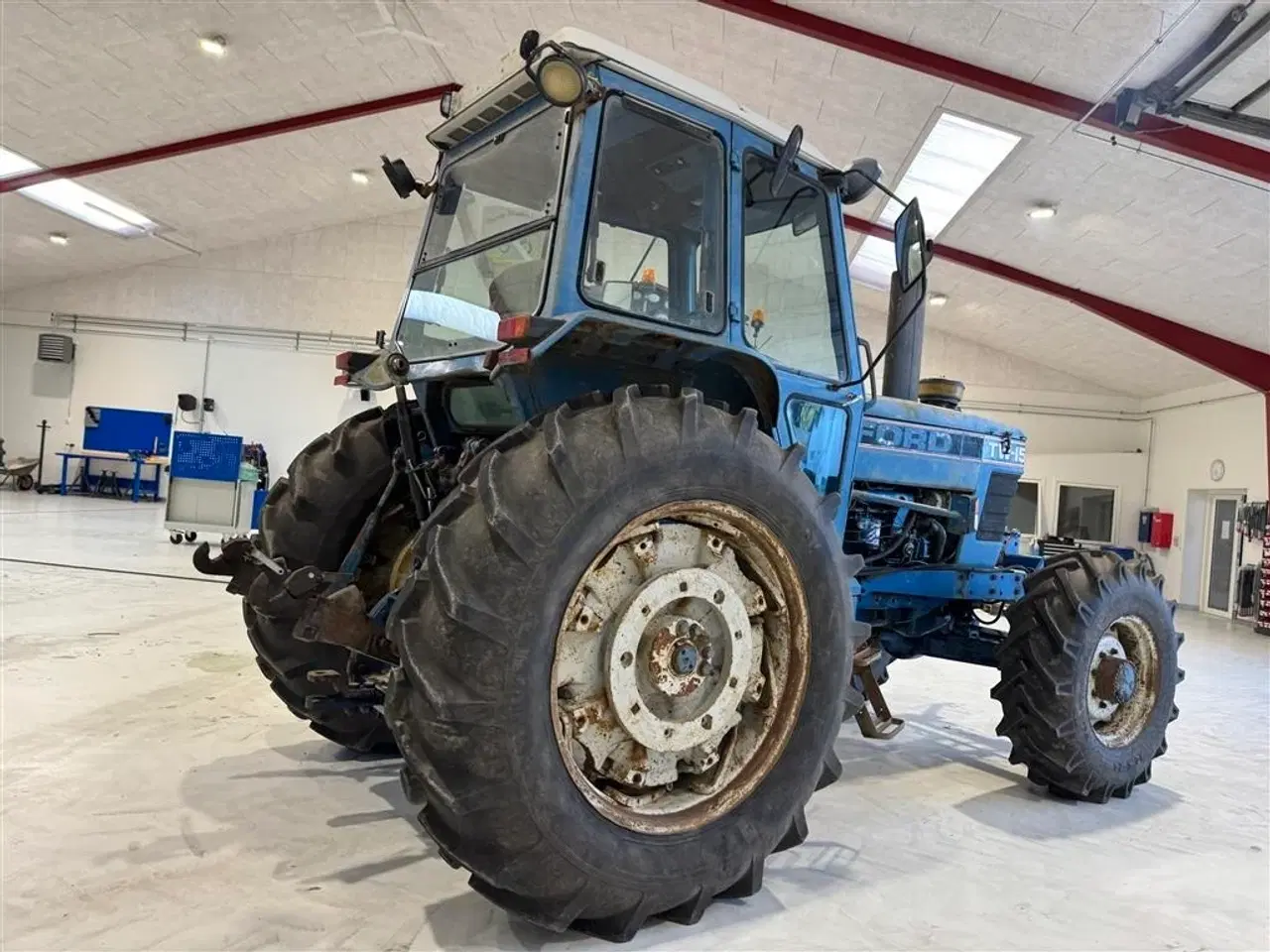 Billede 13 - Ford TW 15 MED NÆSTEN NYE DÆK!