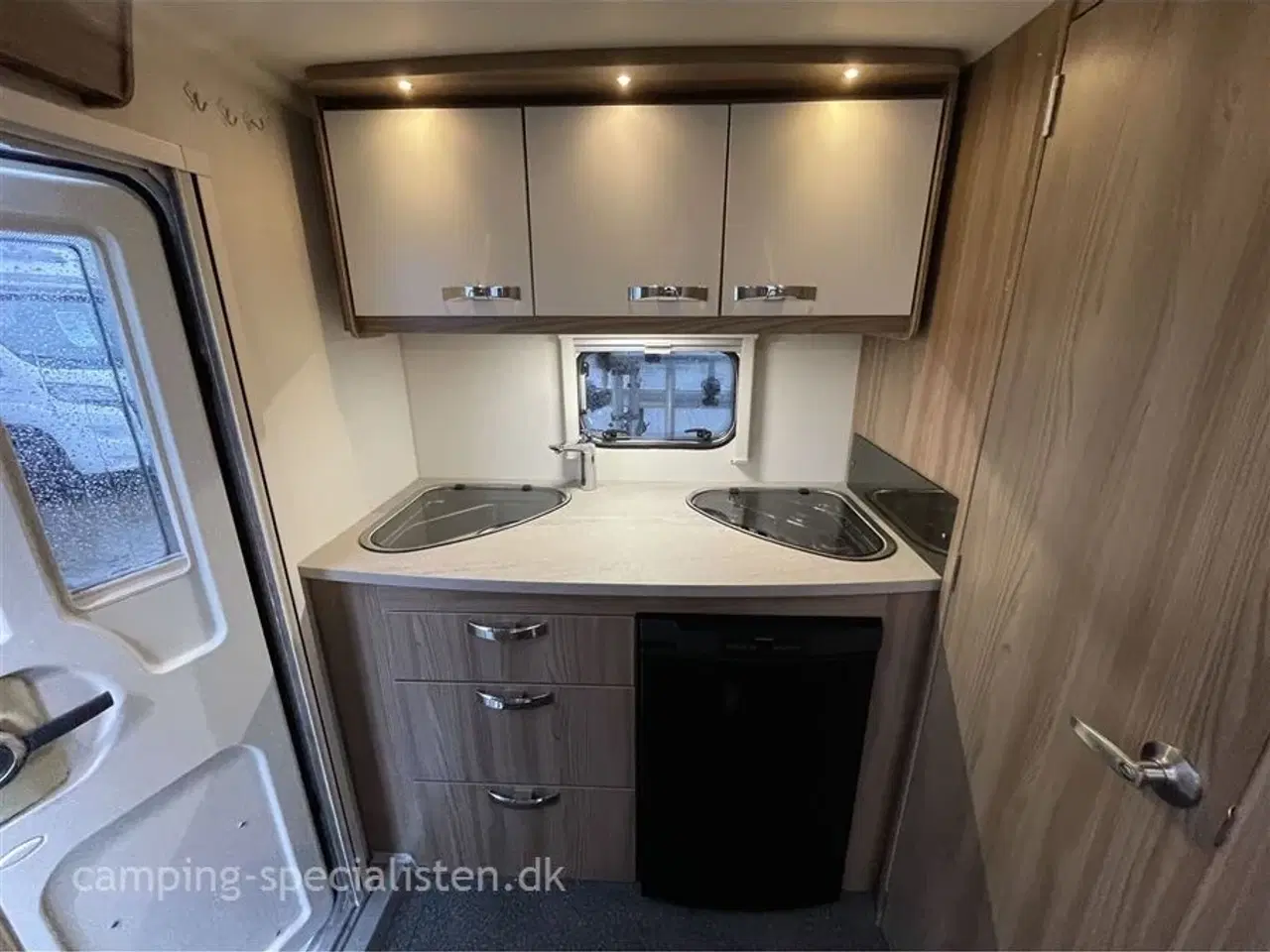 Billede 5 - 2017 - Sprite Alpine Sport 370 EK   Super smart rejsevogn - Sprite Alpine Sport 370 EK fra 2017 - Kan nu opleves hos Camping-Specialisten i Silkeborg