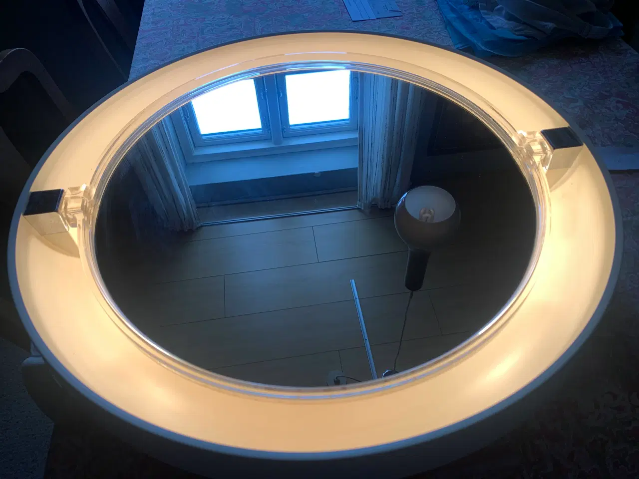 Billede 3 - Kosmetikspejl med tre lysstyrker