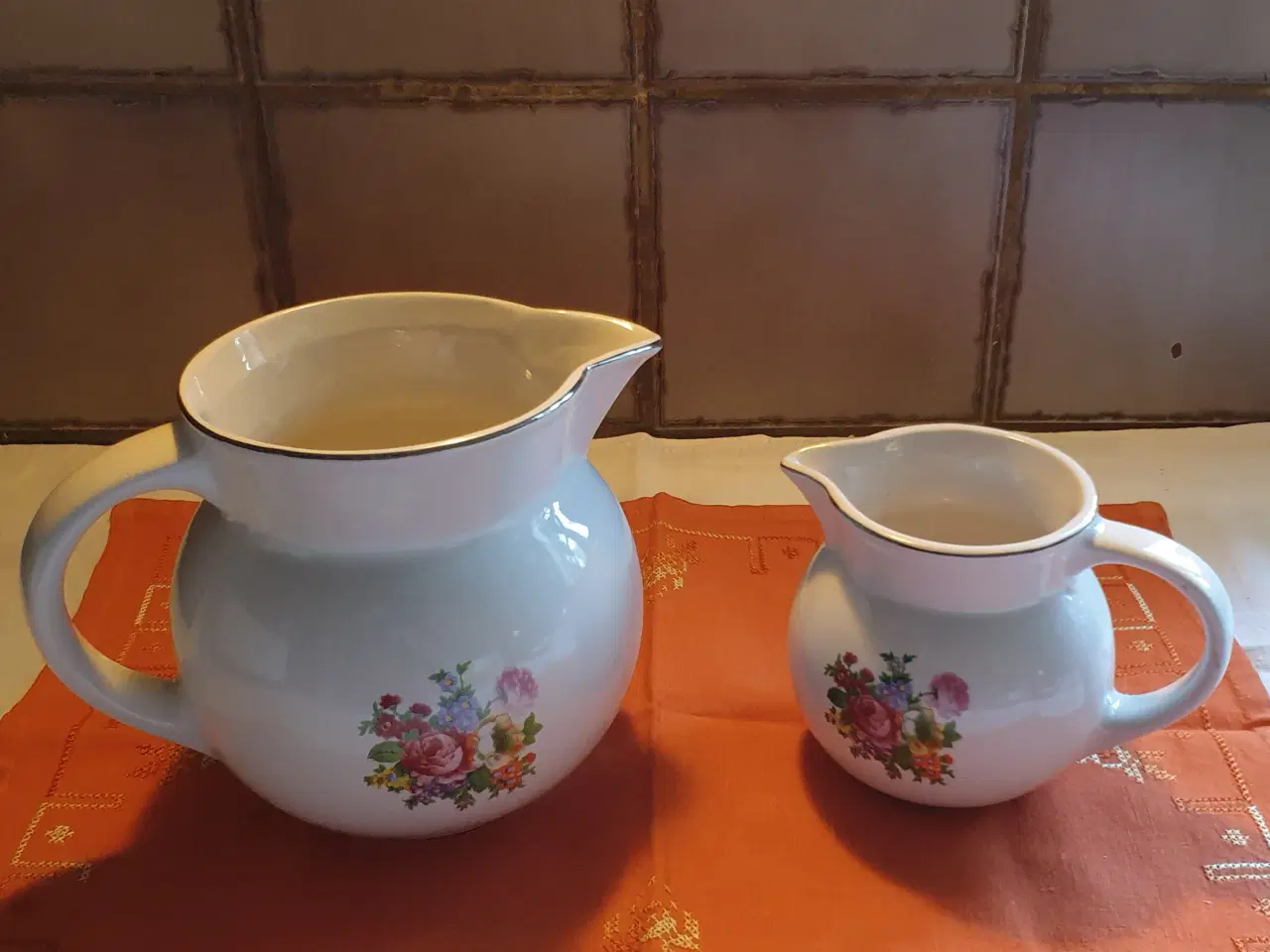 Billede 1 - Kander 2stk ialt20kr