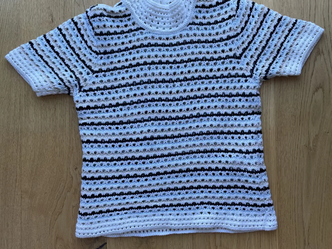 Billede 1 - Designers Remix hæklet t-shirt 