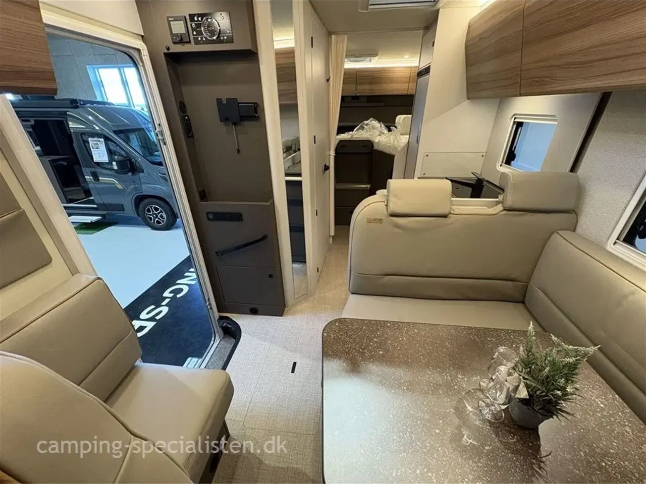 Billede 6 - 2026 - Bürstner B66 TD 690   NYHED! Bürstner B66 TD 690 2026 kampagnemodel - Kan ses nu hos Camping-Specialisten.dk