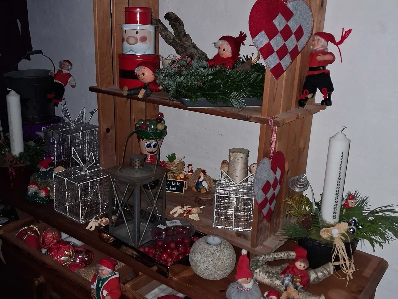 Billede 5 - Træ nisser sælges og andet jule ting