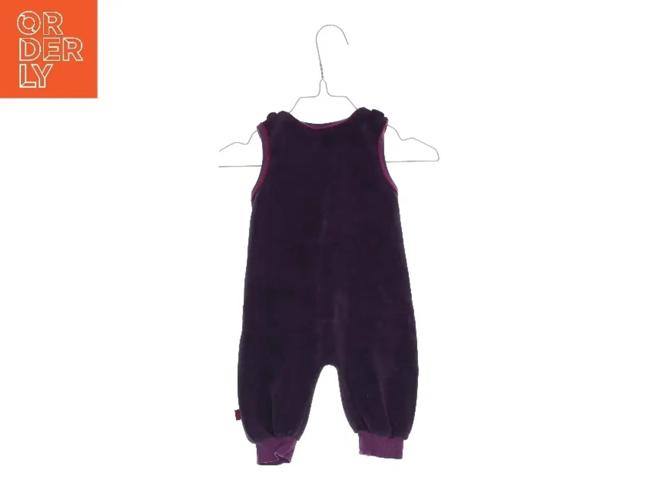 Billede 2 - Buksedragt fra Ej Sikke Lej (str. 56)