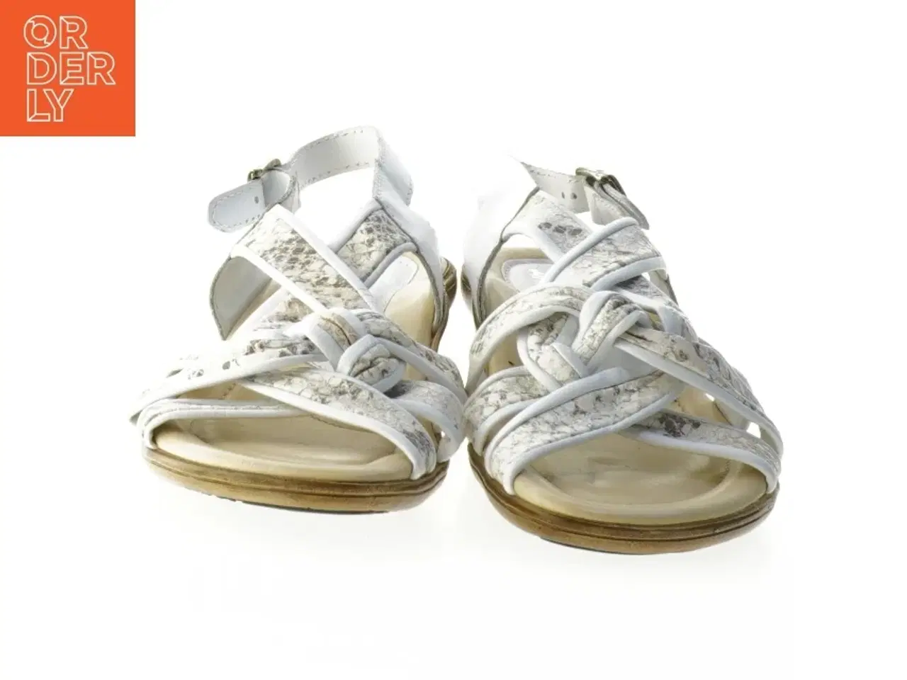 Billede 3 - Nye Sandaler med hæl fra Ariva (str. 36 )