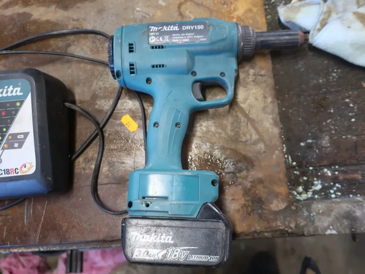 Billede 3 - Akku blindnittepistol MAKITA DRV150 med 2 stk. batterier og lader