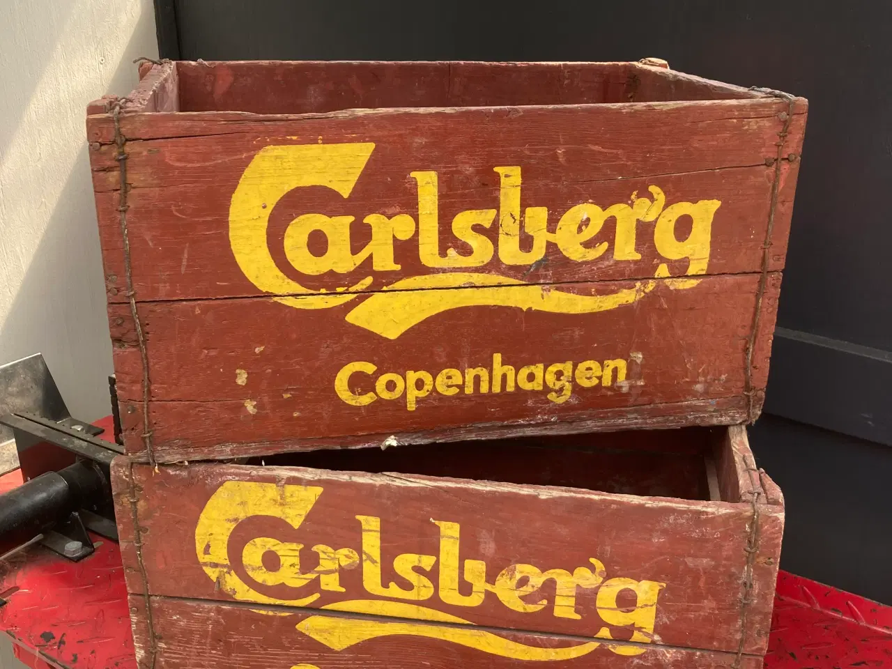 Billede 1 - carlsberg kasser gamle.