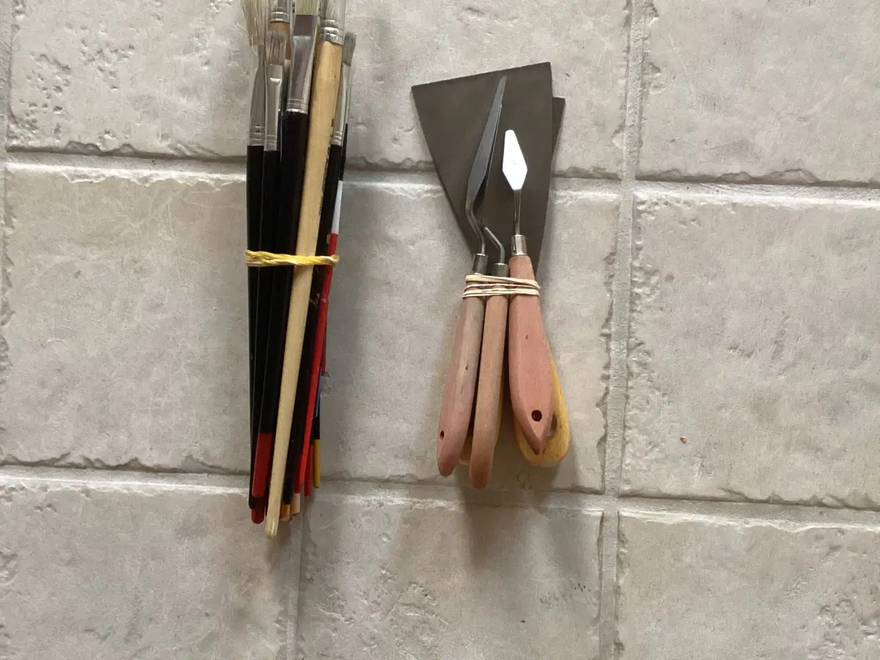 Billede 5 - Malergrej - staffeli, paletter pensler og spatler