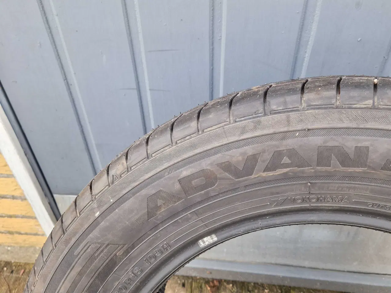 Billede 2 - Sommerdæk, 235/60 R18 103H
