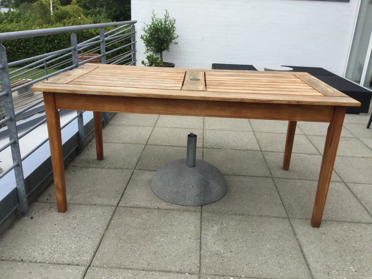 Billede 2 - Trip Trap Havebord