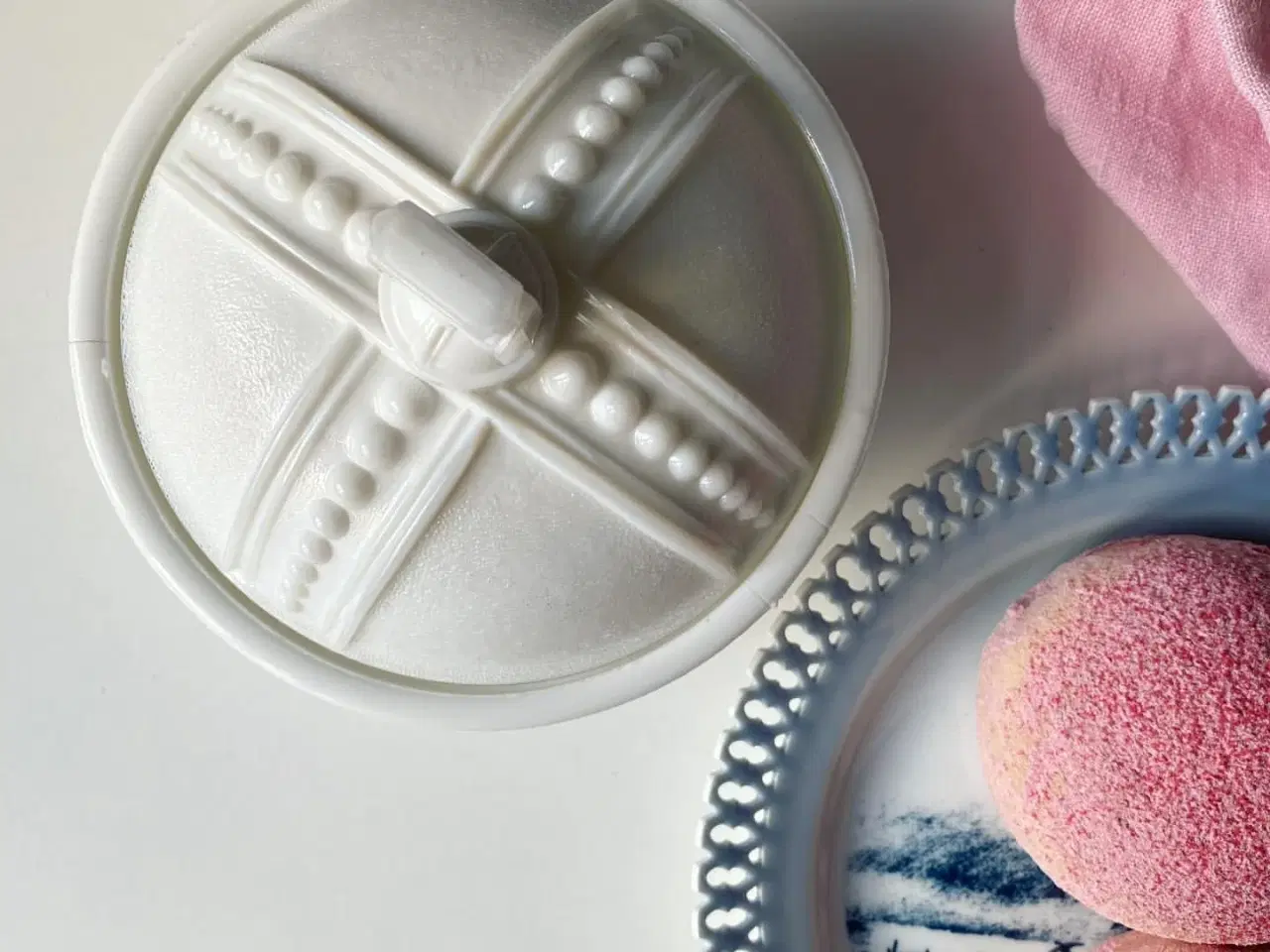 Billede 4 - Opalineglas, kongekrone