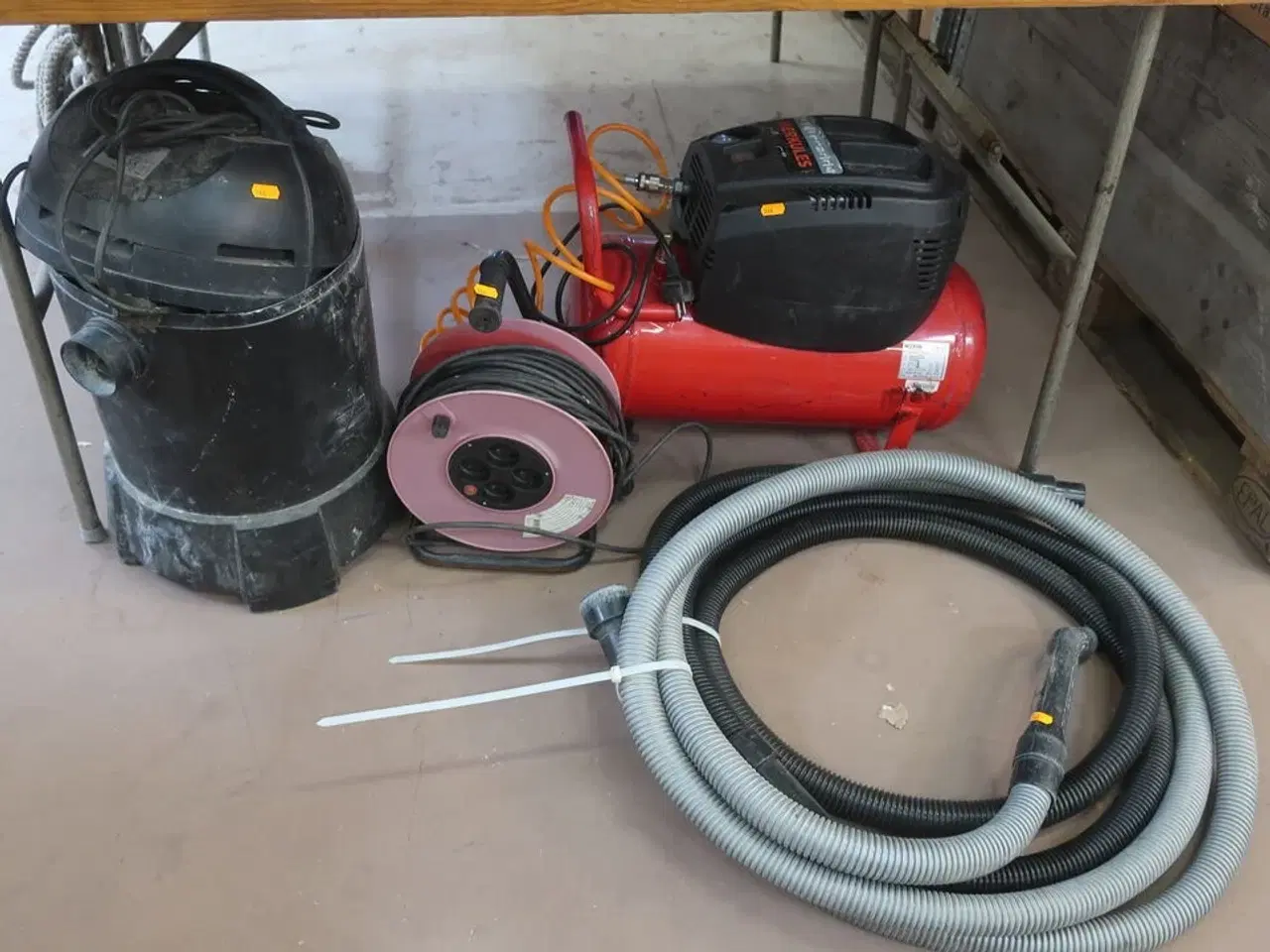 Billede 1 - Kompressor, støvsuger (måske defekt), kabeltromle