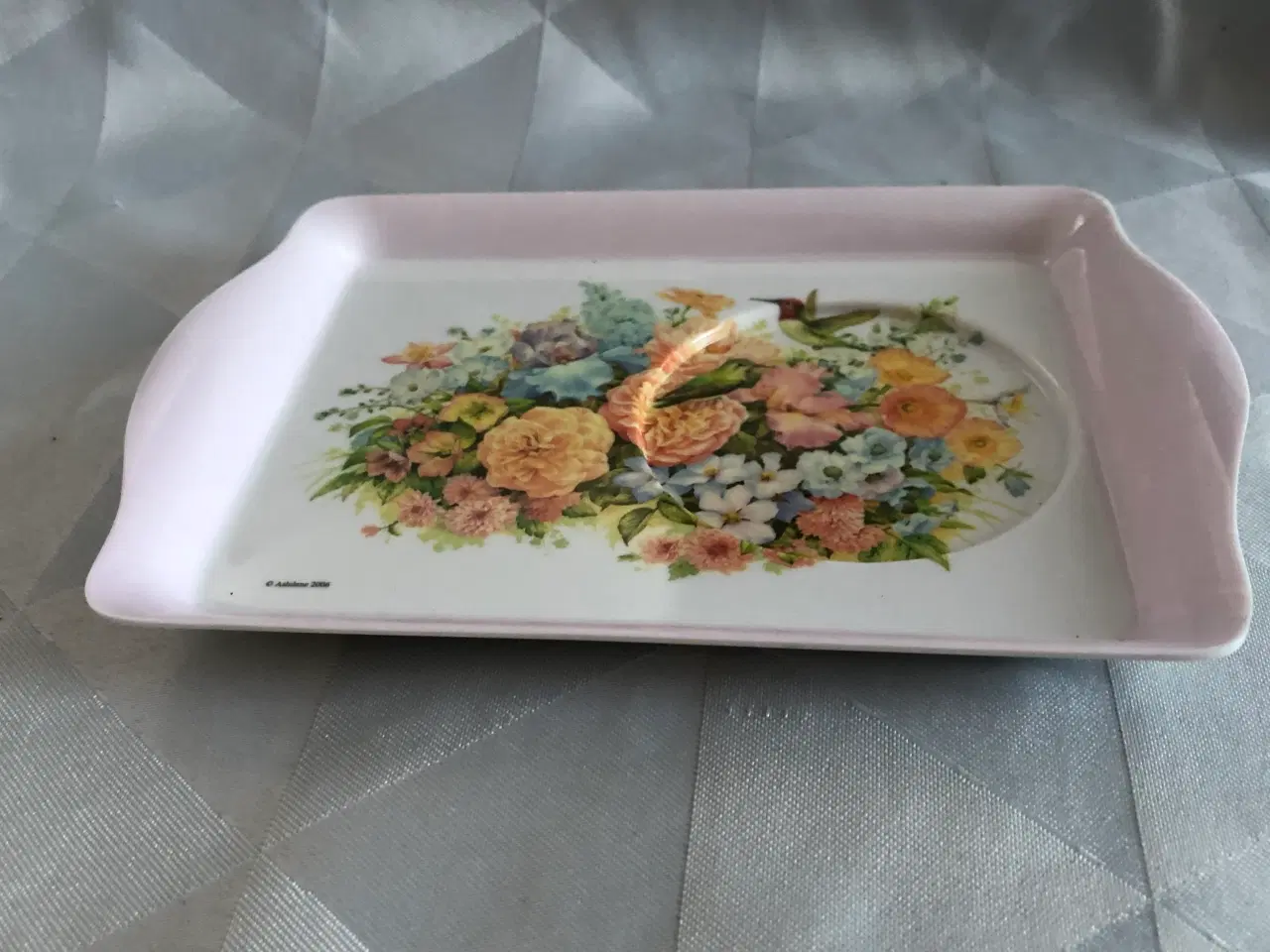 Billede 2 - Australsk lille bakke fra 2006 - design af Ashdene