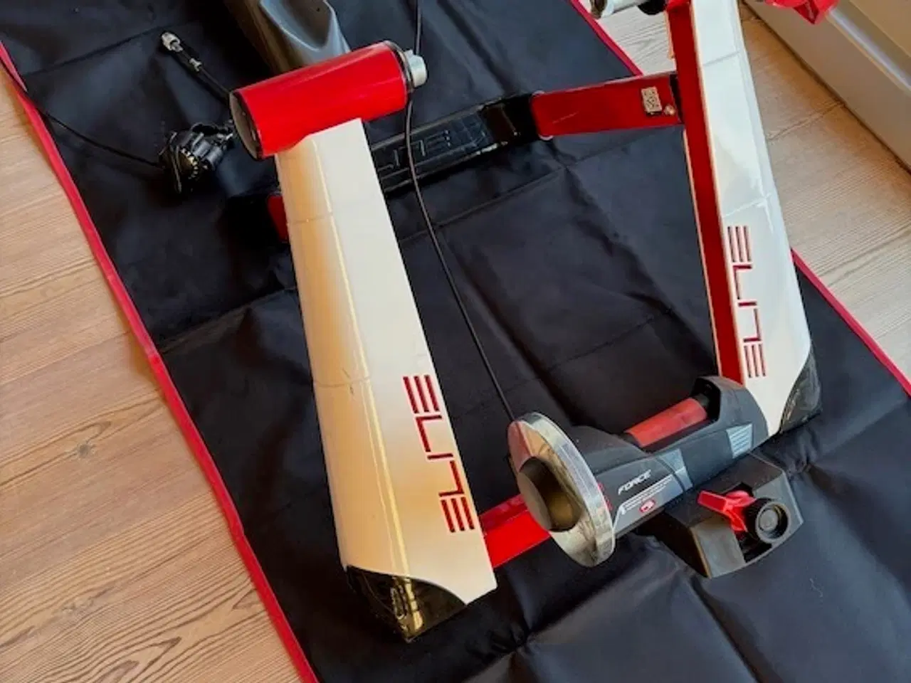 Billede 1 - Elite Novo hometrainer