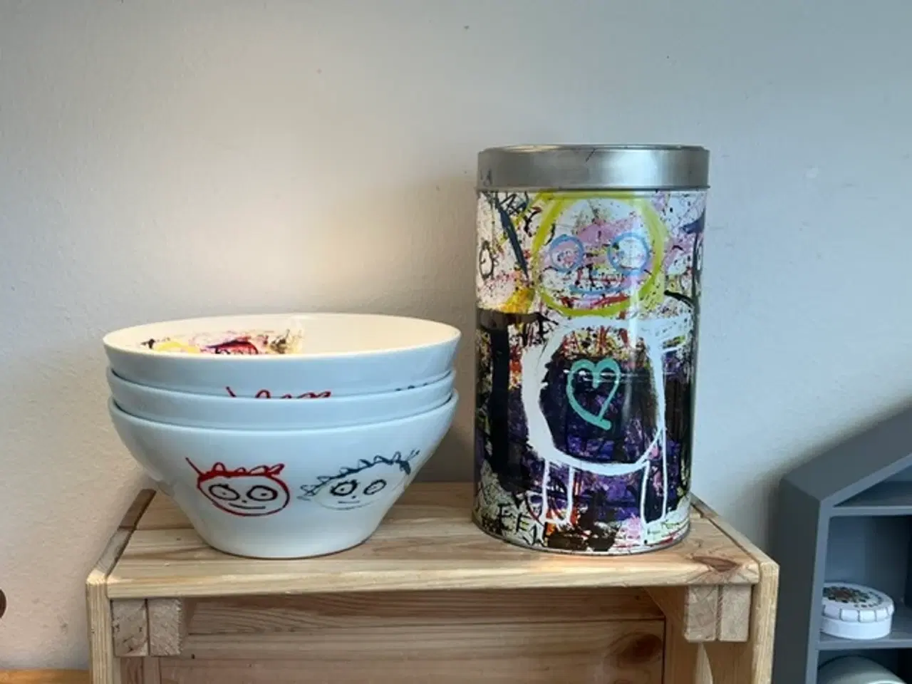 Billede 1 - 3 stk. Poul Pava skåle (Ø16,8) +matchende Pavadåse