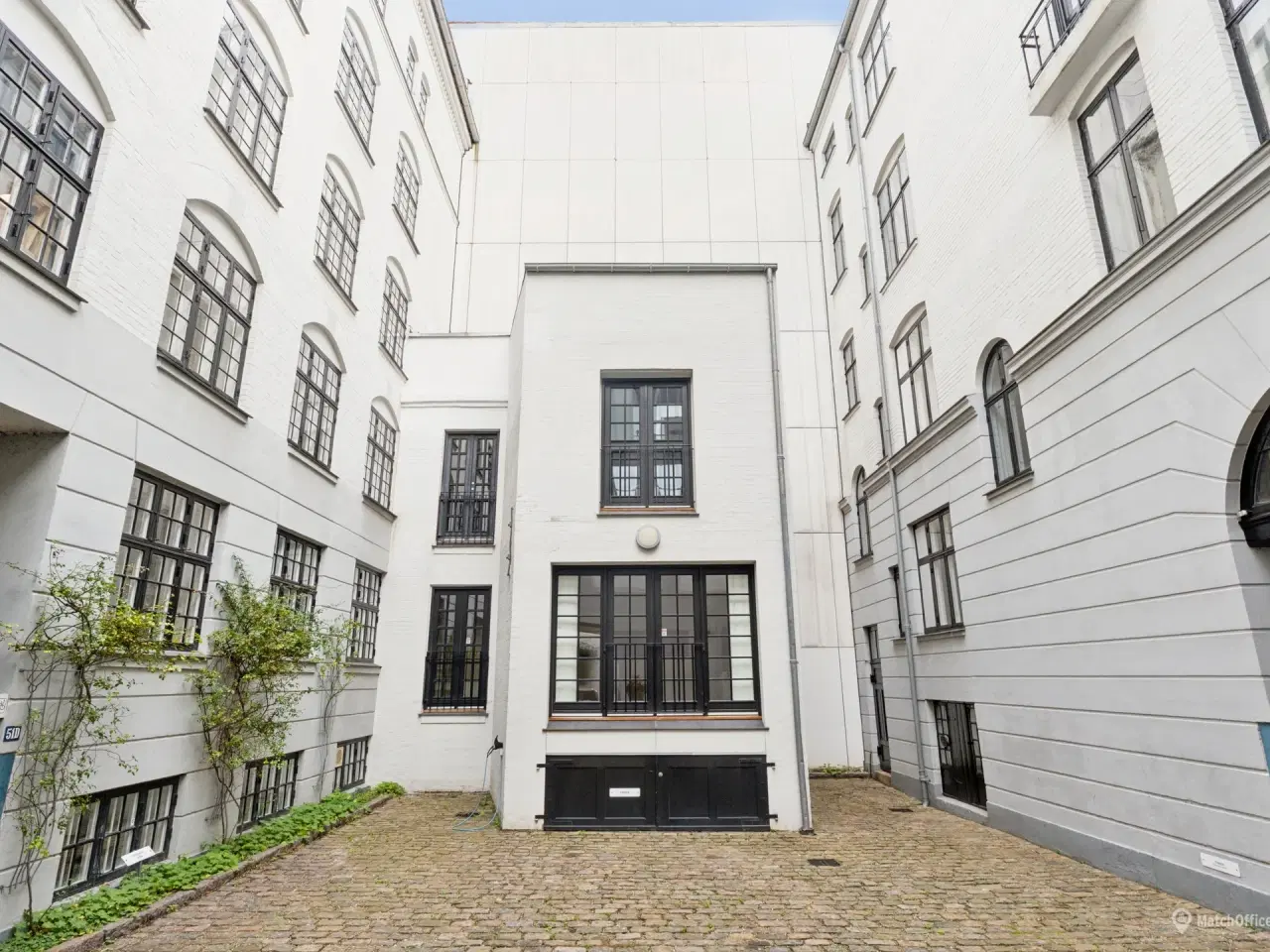 Billede 13 - Byens Bedste Baghus med rigtig kongelig nabo