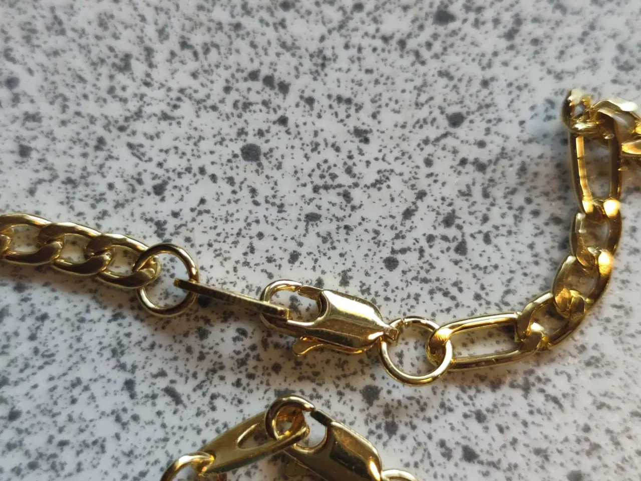 Billede 2 - Halskæde og armbånd 