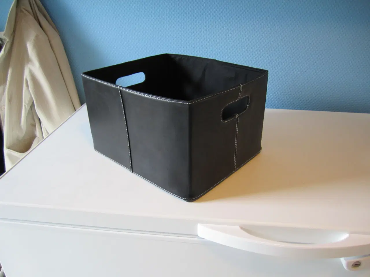 Billede 3 - Læder opbevaringskasse i sort 