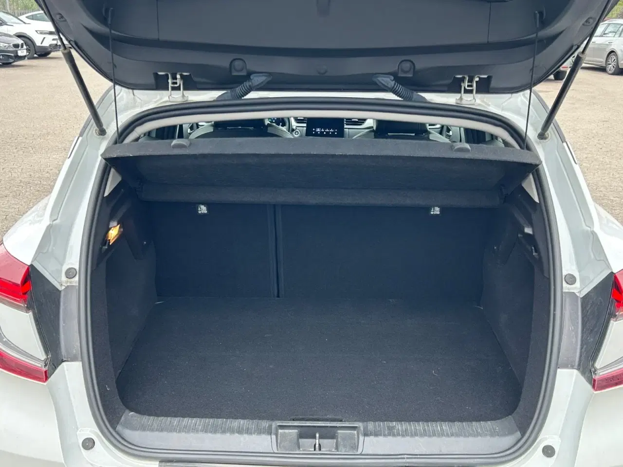 Billede 5 - Renault Captur 1,6 E-Tech Intens