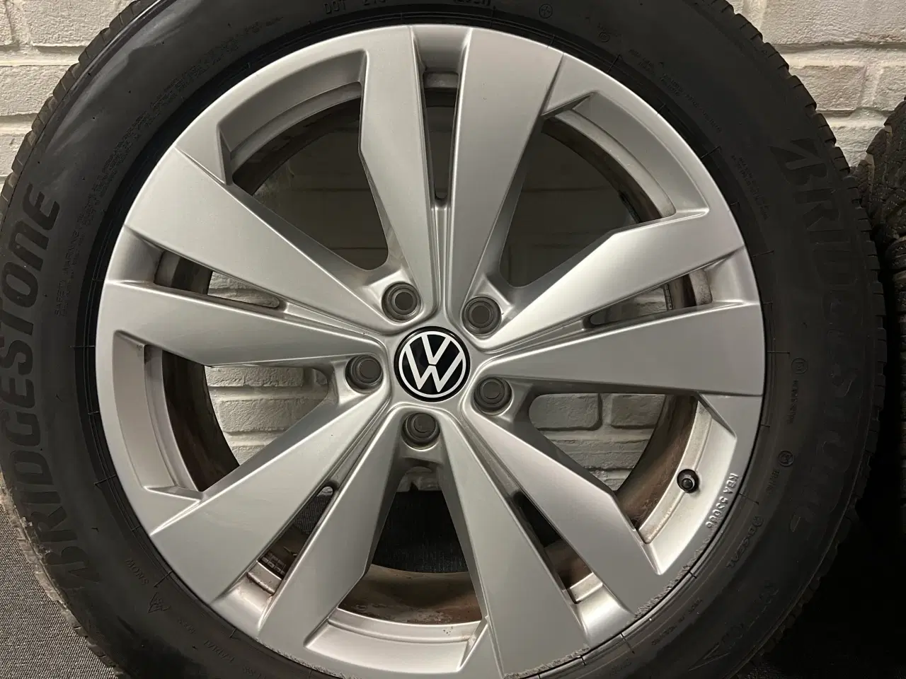 Billede 5 - Originale ID4,ID5 fælge med vinterdæk