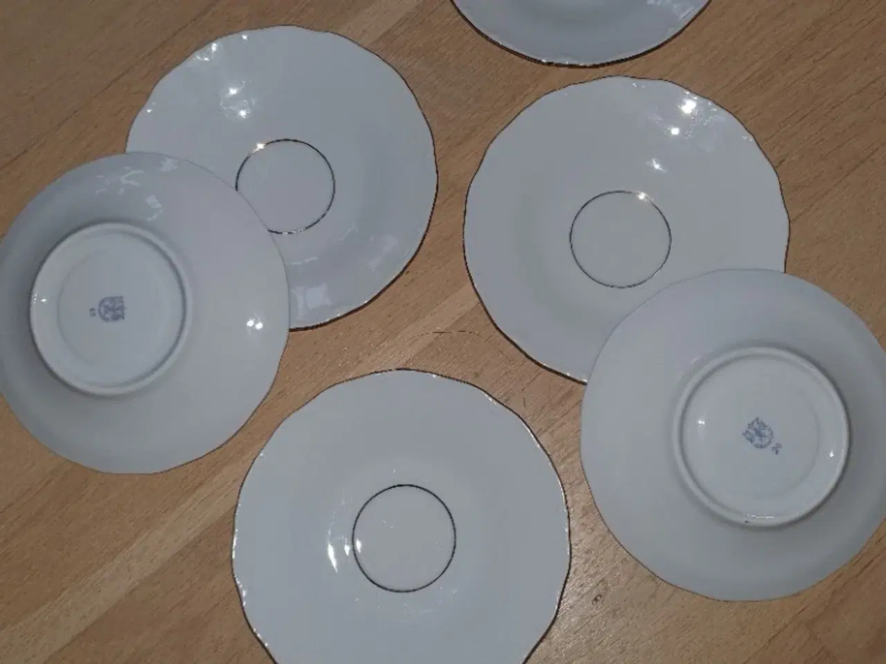 Billede 2 - Tallerkener