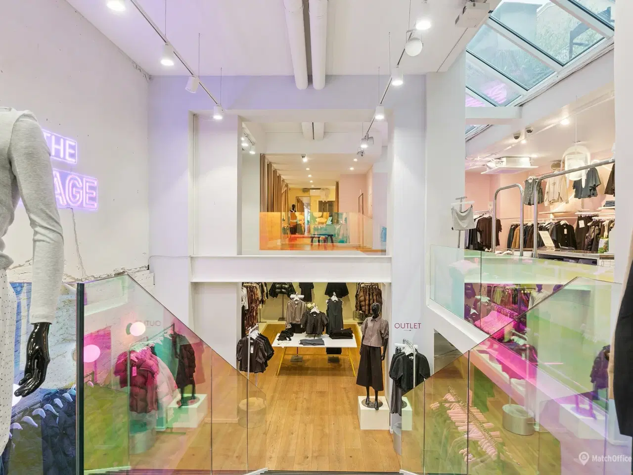 Billede 3 - En stærk placering midt på Strøget