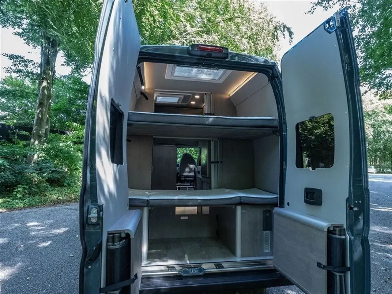 Billede 27 - 0 - FURGOK XPACE 600 FAMILY North   Van med plads til 5 personer!