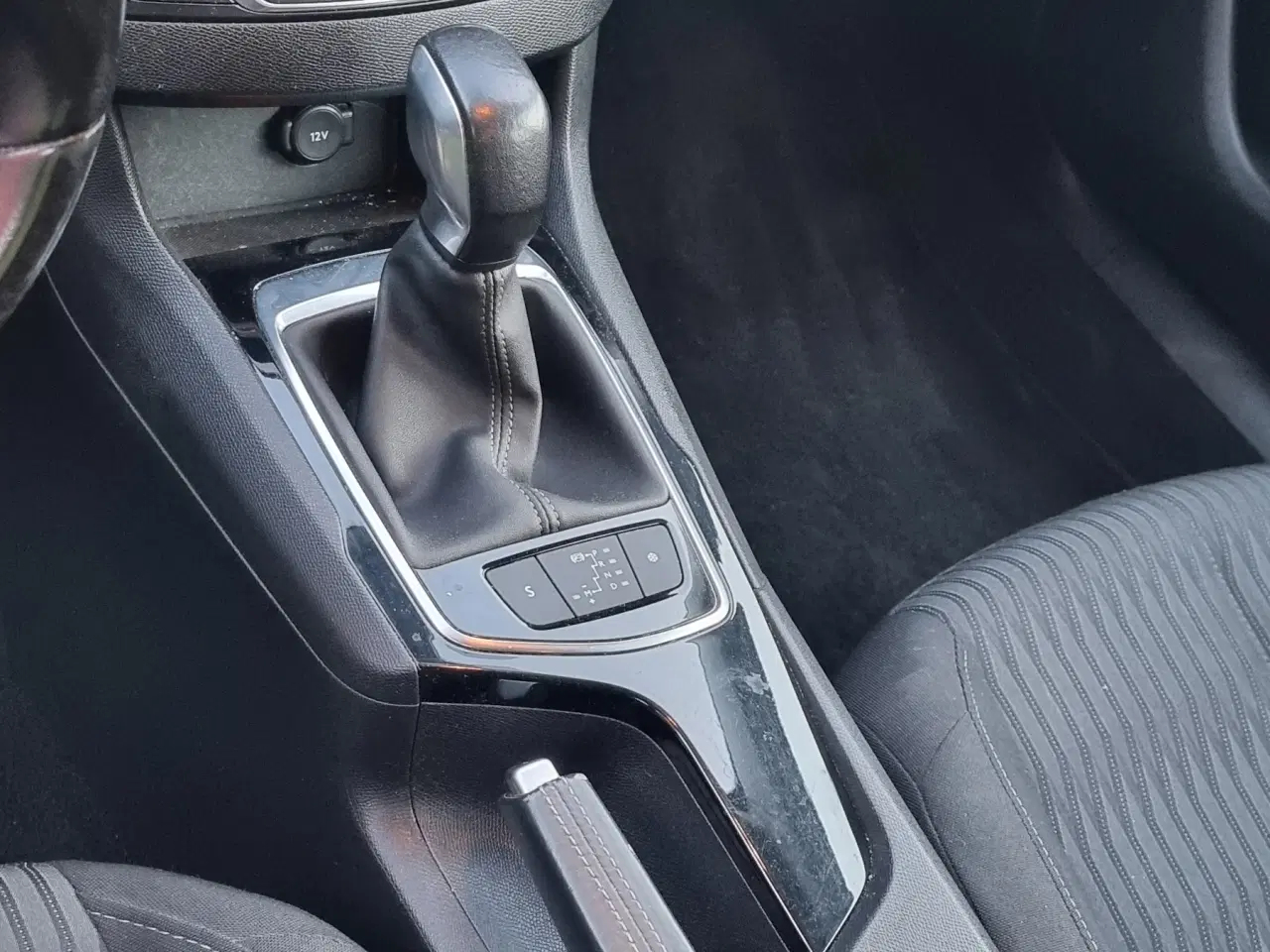 Billede 5 - Peugeot 308 1.6 bluehdi med automatgaer 