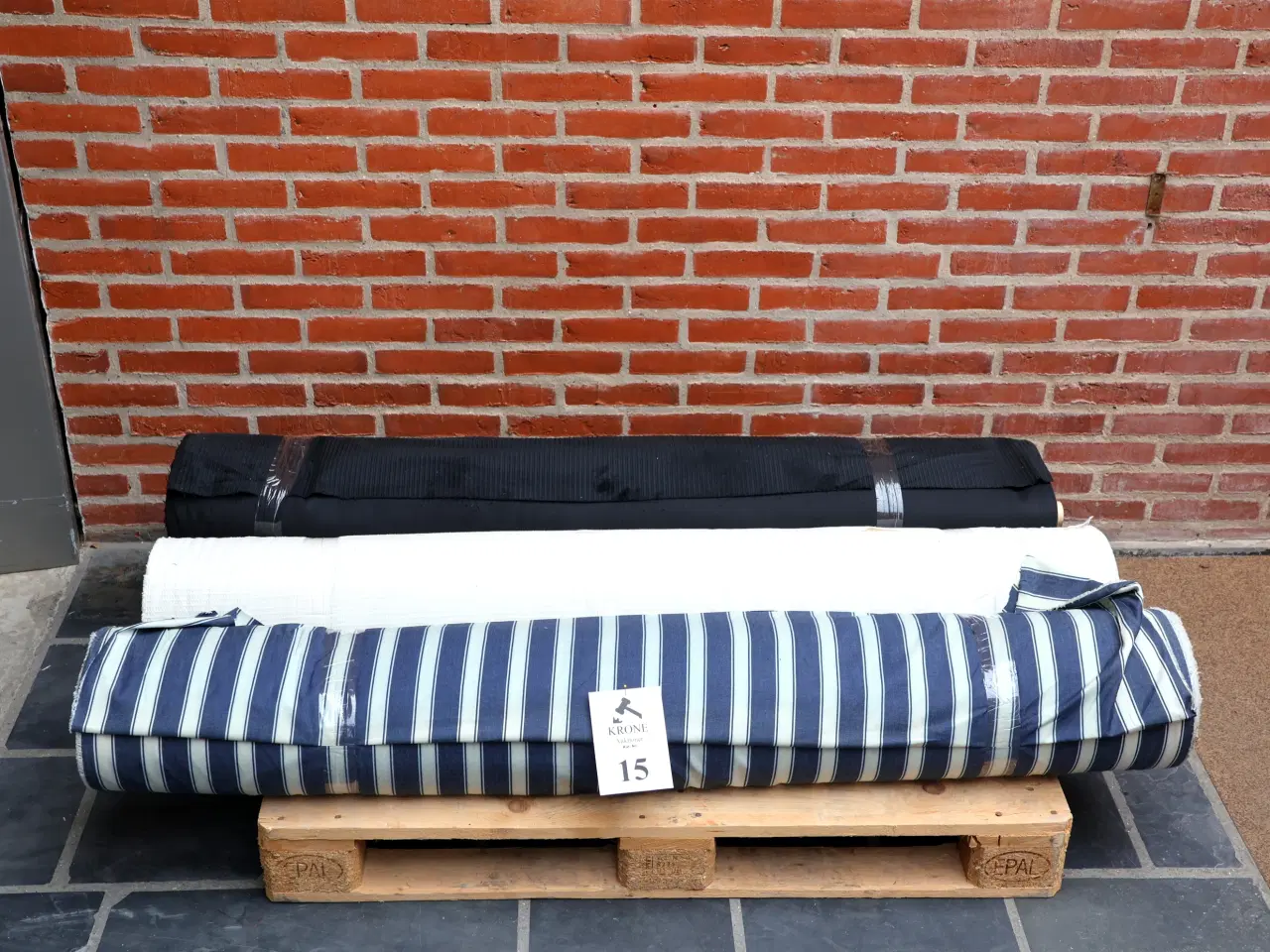 Billede 15 - 300 ruller metervarer - stof, foer..... sælges