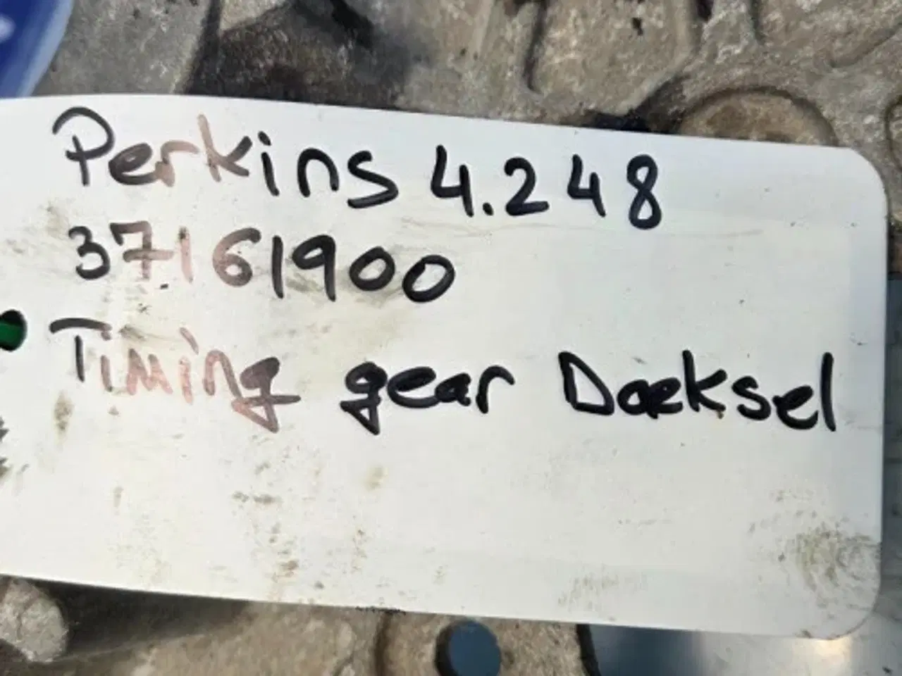 Billede 19 - Perkins 4.248 Dæksel 37161900