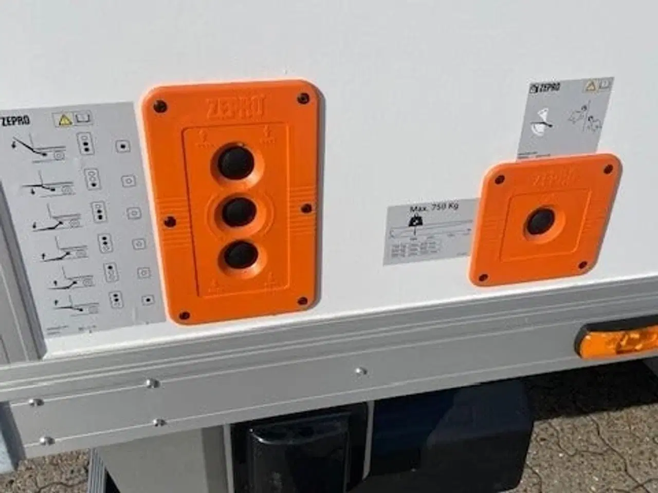 Billede 8 - Mercedes eSprinter 420 113 A3 Chassis PRO