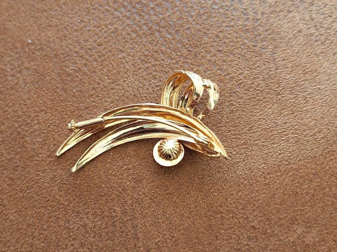 Billede 4 - Svensk broche 