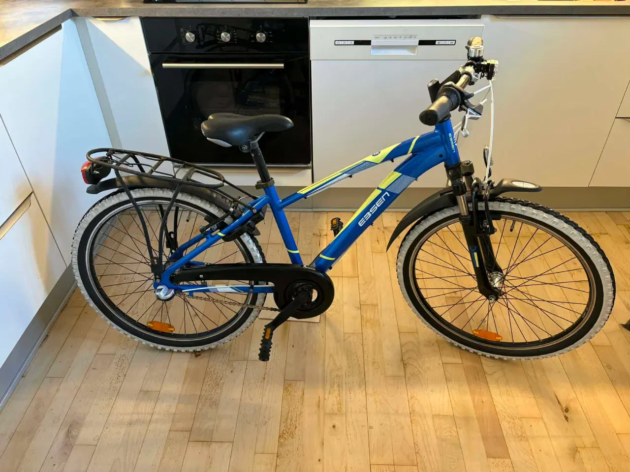 Billede 1 - Flot Ebsen istandsat. 