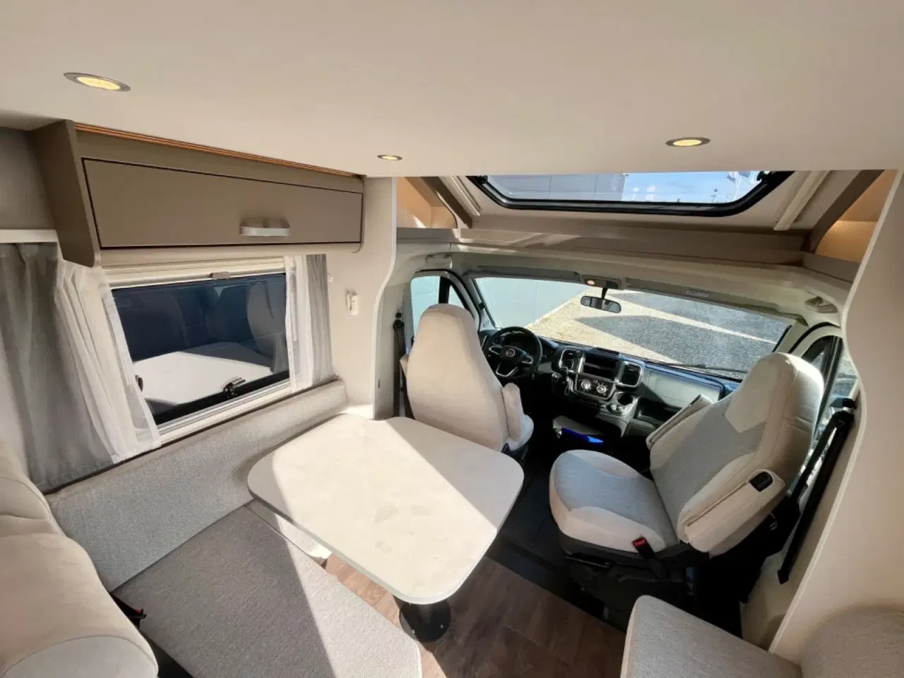 Billede 4 - Carado T447 PRO+ 2,2 JTD 140 aut.