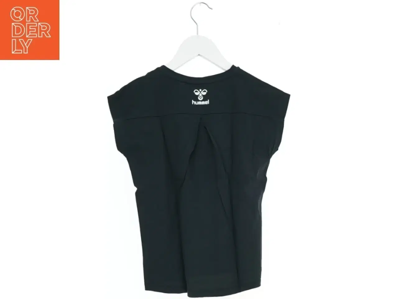 Billede 2 - T-shirt med &#39;Flying Superkids&#39; print fra Hummel (str. 128)