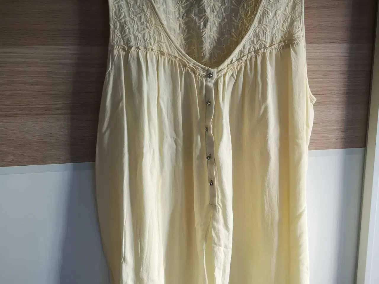 Billede 1 - Sød gul top