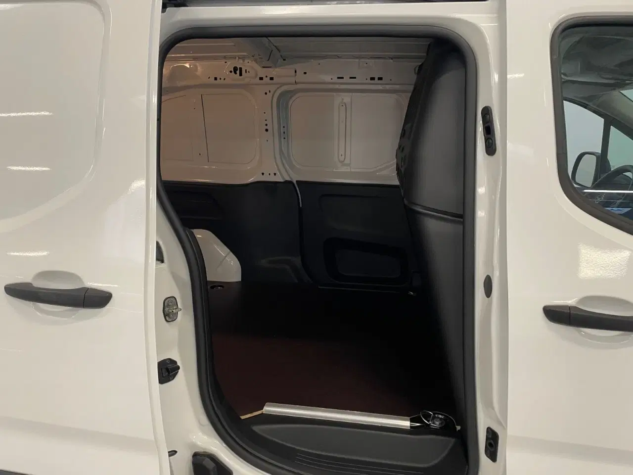 Billede 13 - Opel Combo-e 50 Innovation L2V1
